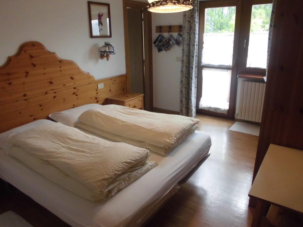 Menardi Sisto B&B Cortina dʼAmpezzo Esterno foto